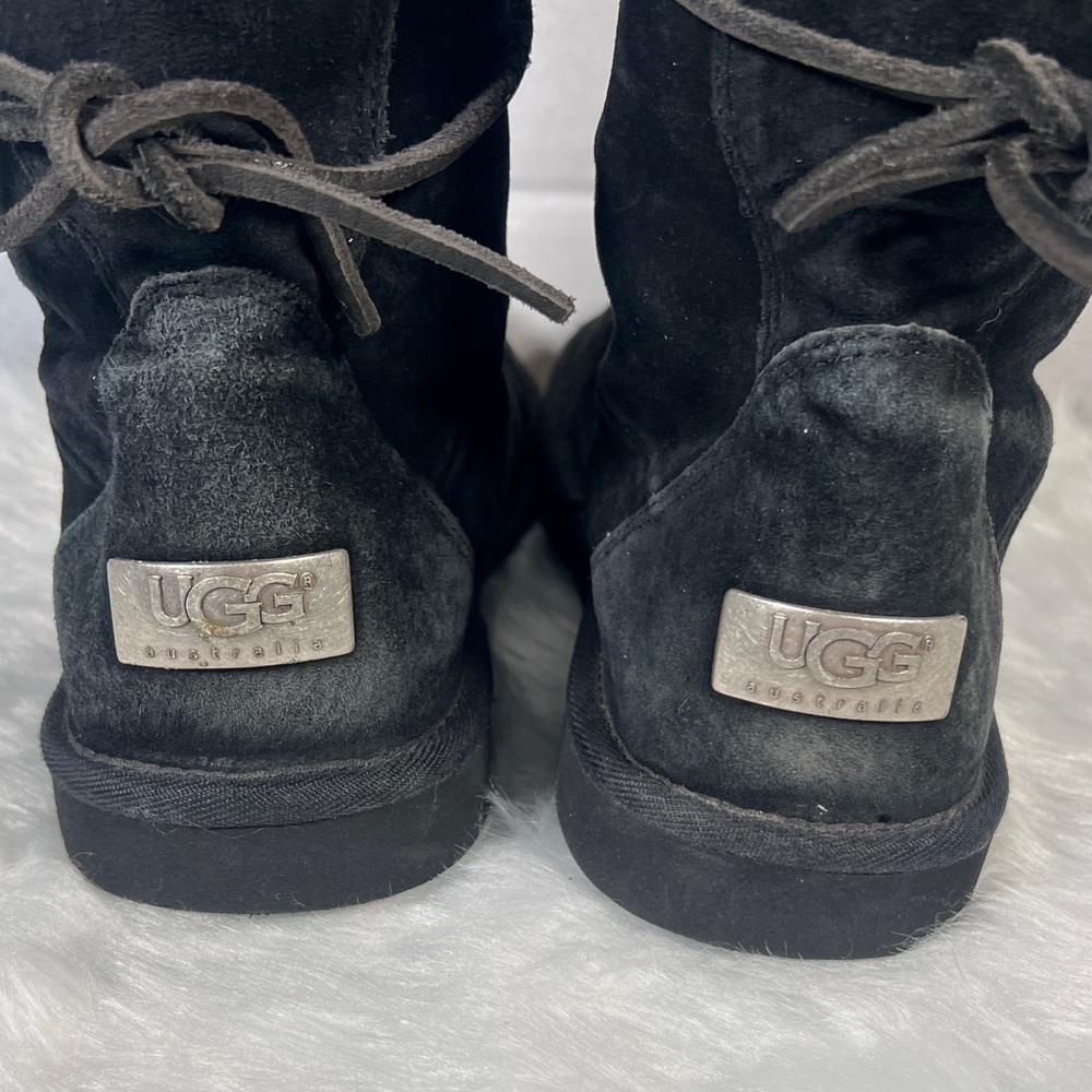 UGG uptown winter boots Size 9 - Picture 6 of 6